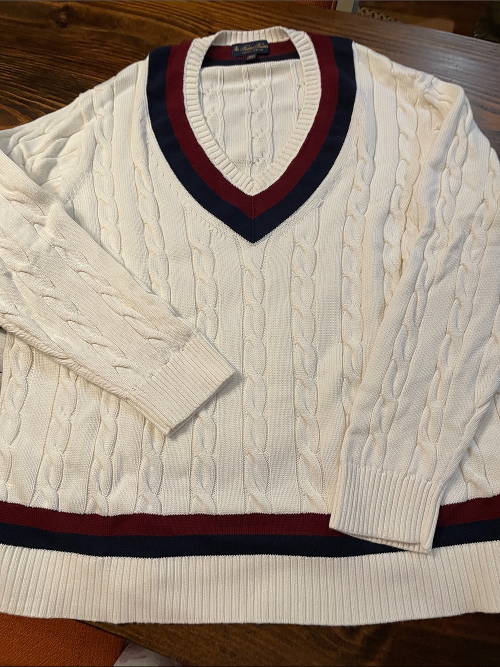 Brooks Brothers Cream Cable-Knit V-Neck Sweater with Navy & Burgundy size XLT